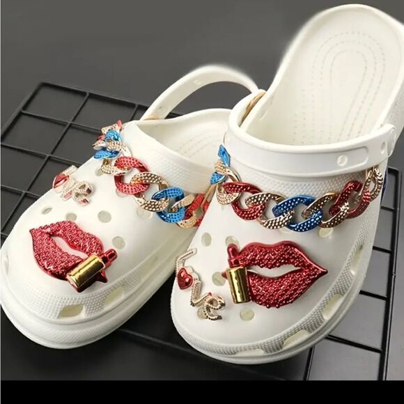 6pc. Glamour Croc Charms - Picture 4 of 6